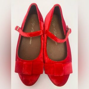 Age of Innocence Ellen Velvet Berry Red